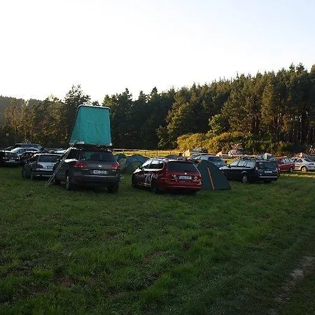 Tvrz Holesice Orlicka Prehrada - Chaty