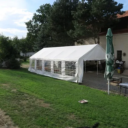 Lodge Tvrz Holesice Orlicka Prehrada - Chaty *