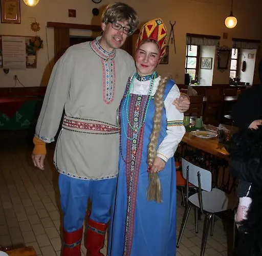 Tvrz Holešice Orlická Přehrada - Klucenice