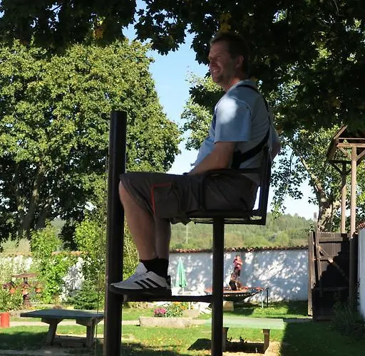 Hotel Tvrz Holešice Orlická Přehrada -